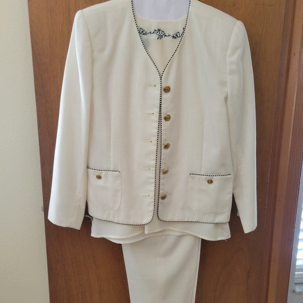 Leslie Fay Sportswear, jacket, blouse and slacks.